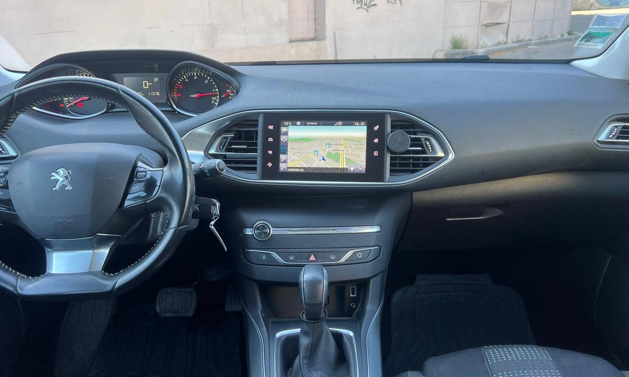 Peugeot 308 — photo 4
