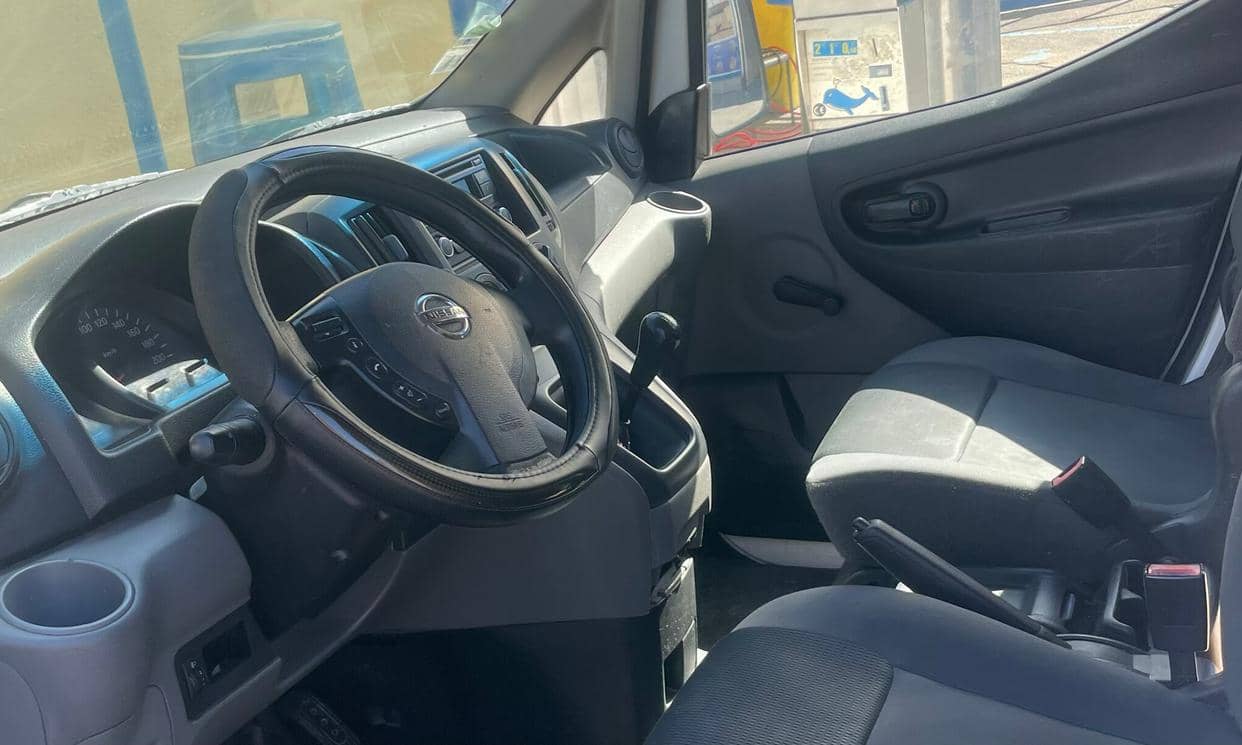 Nissan NV200 — photo 2