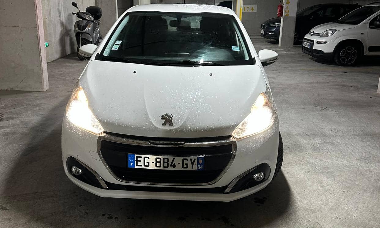 Peugeot 208 — photo 5