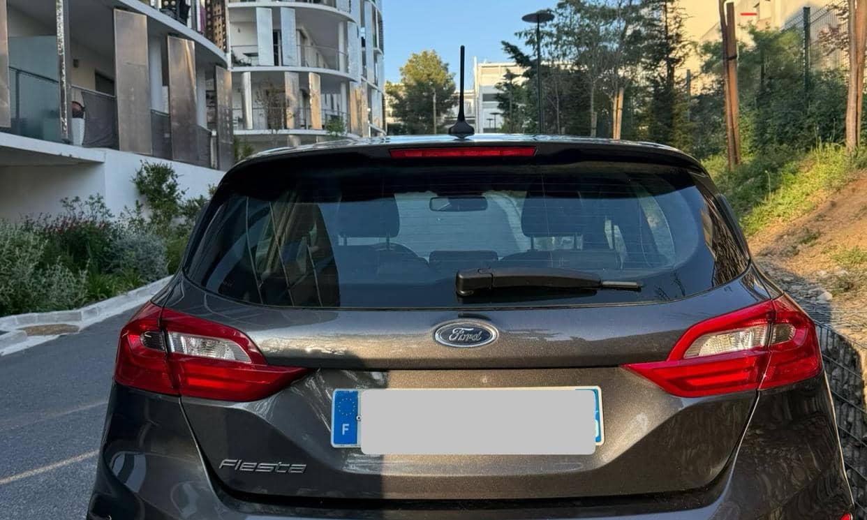 Ford FIESTA — photo 2