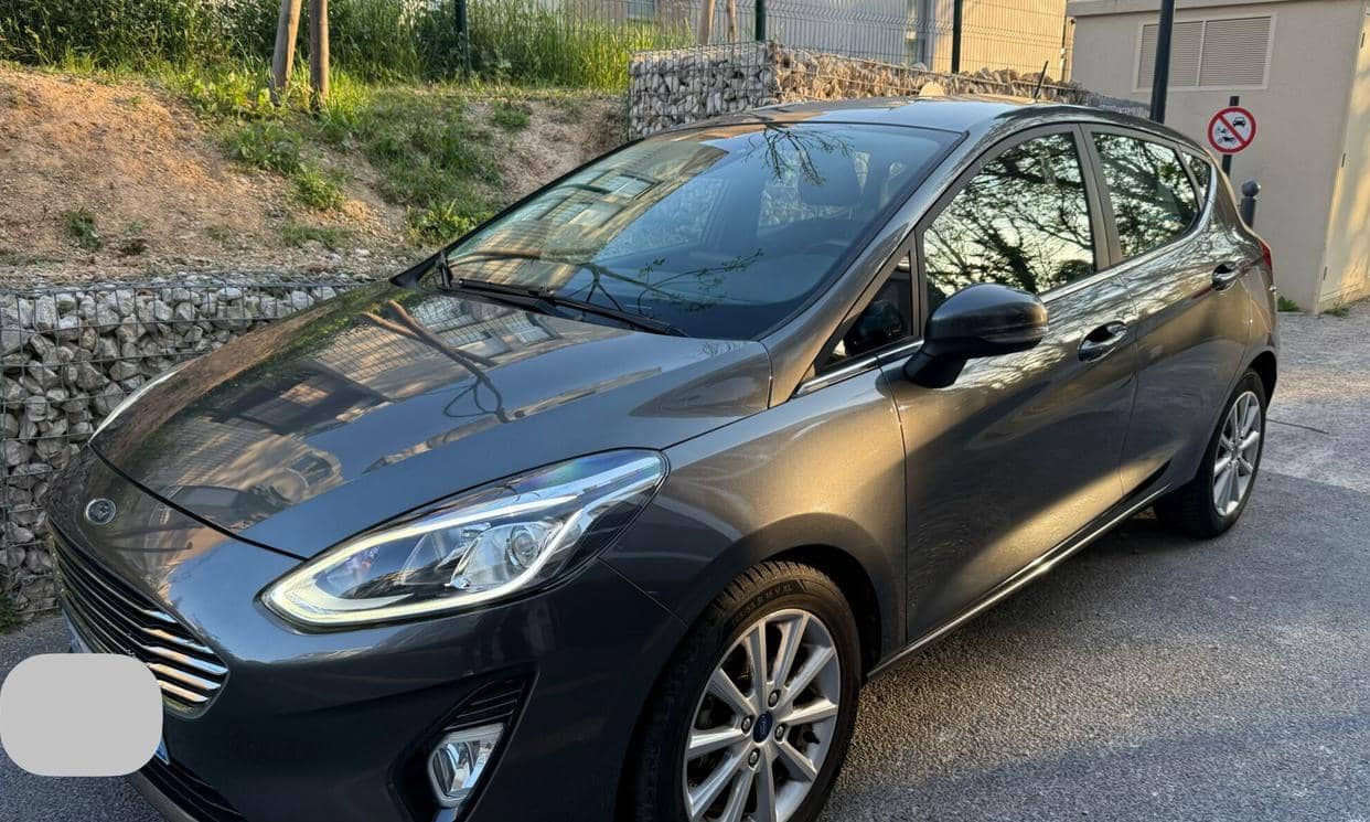 Ford FIESTA — photo 4