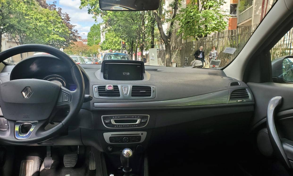 Renault MEGANE III — photo 5