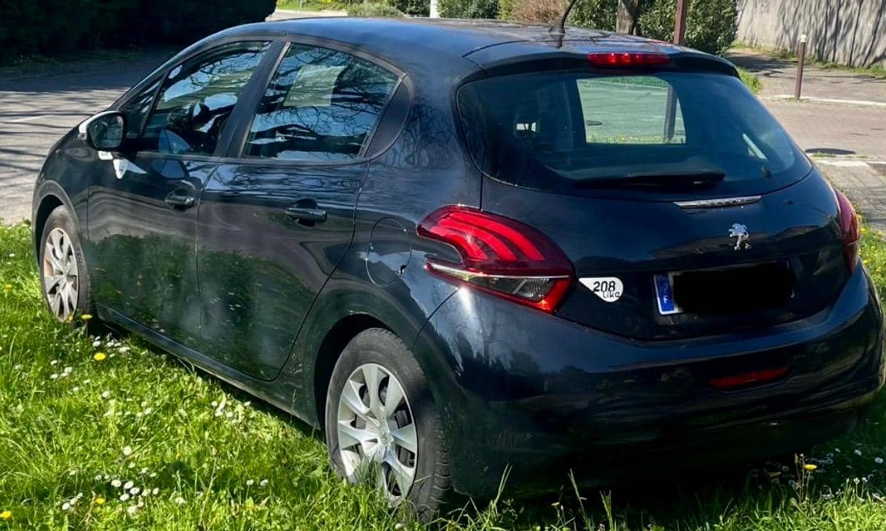 Peugeot 208 — photo 3