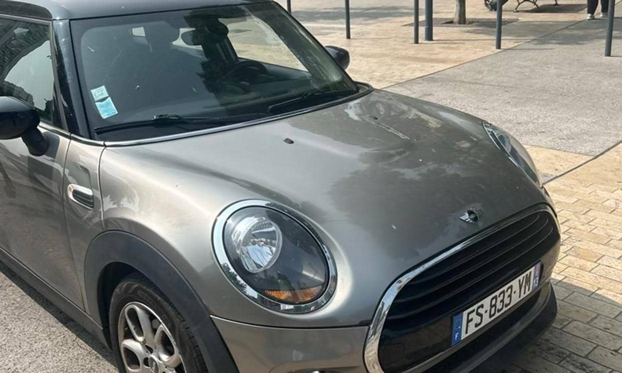 MINI HATCH 5 PORTES — photo 8