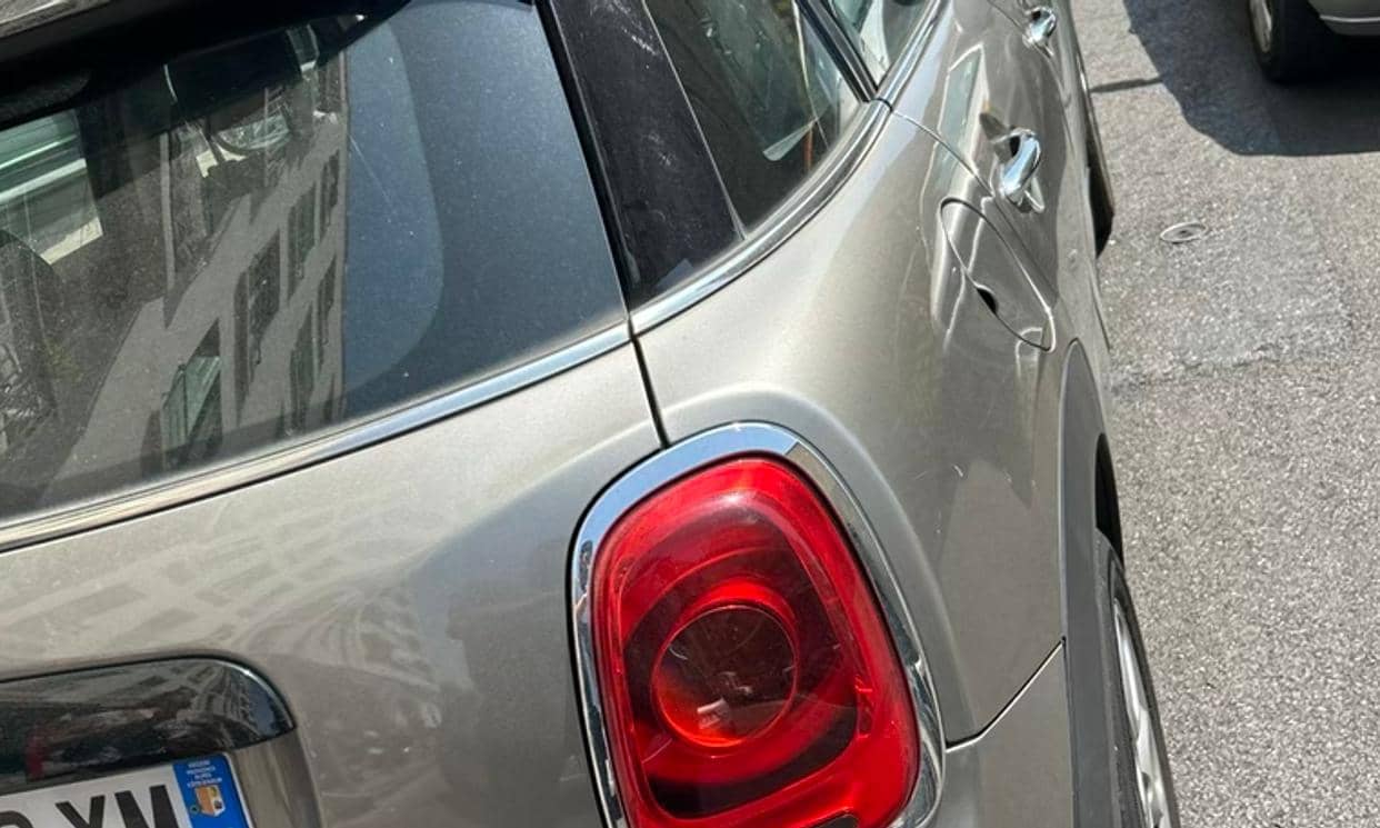 MINI HATCH 5 PORTES — photo 10