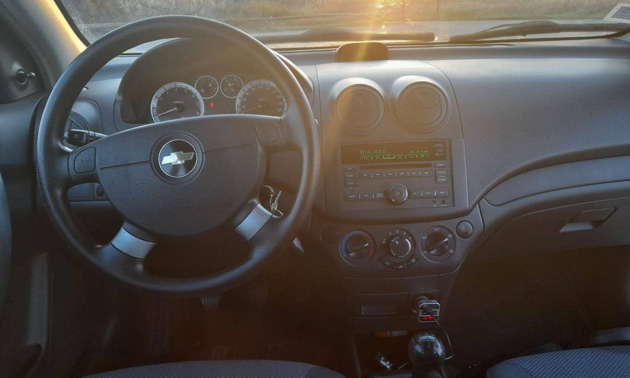 Chevrolet AVEO — photo 8