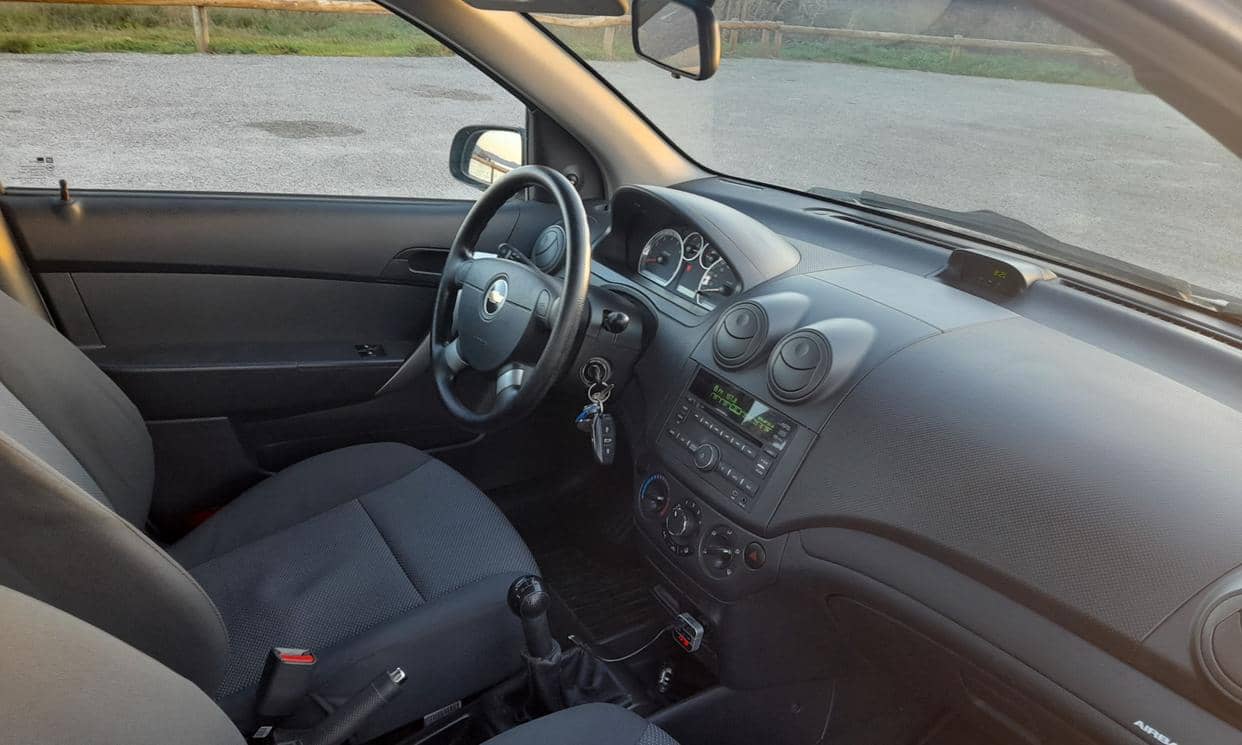 Chevrolet AVEO — photo 10