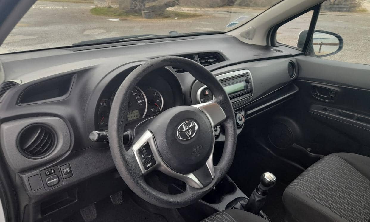 Toyota YARIS — photo 7