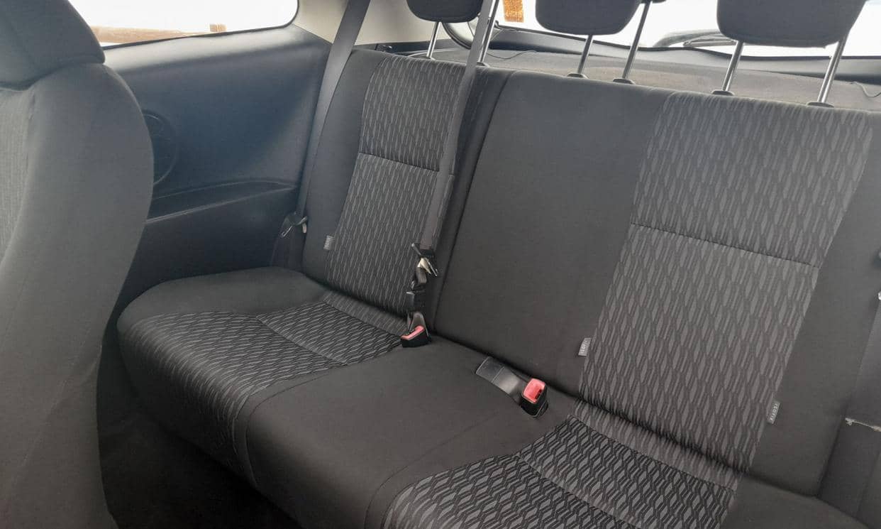 Toyota YARIS — photo 9
