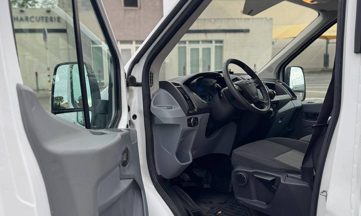 Ford TRANSIT — photo 7