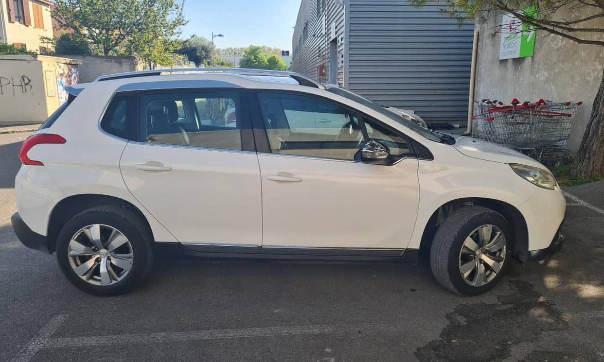 Peugeot 2008 — photo 2