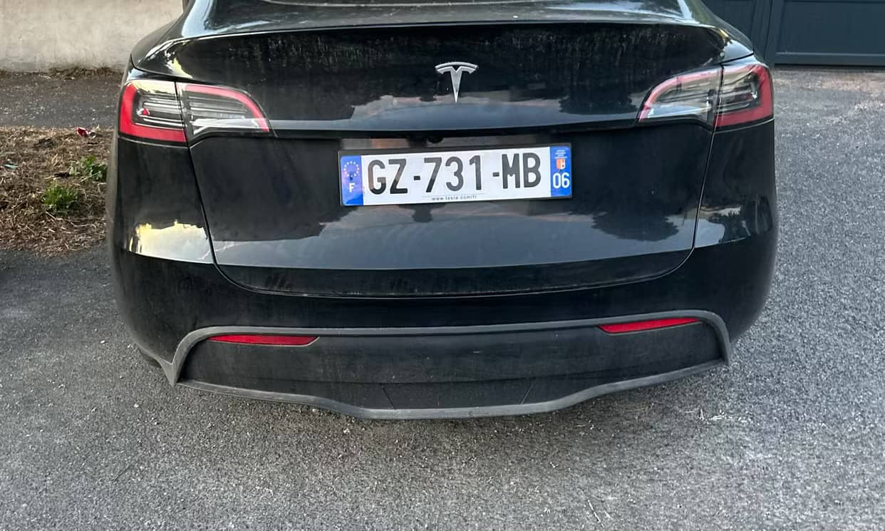 Tesla MODEL Y — photo 11