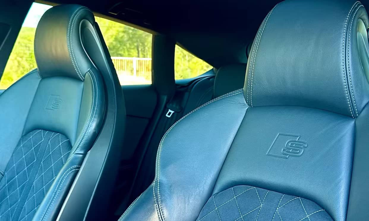 MINI HATCH 3 PORTES — photo 2