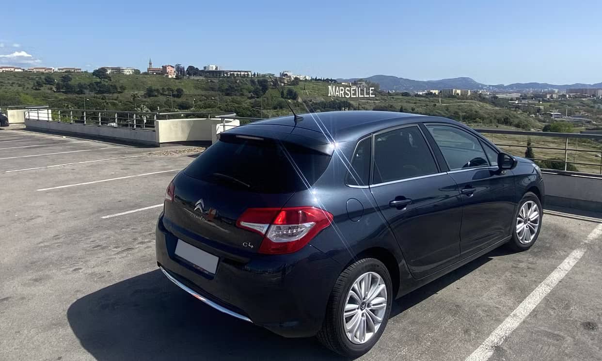 Citroen C4 — photo 11