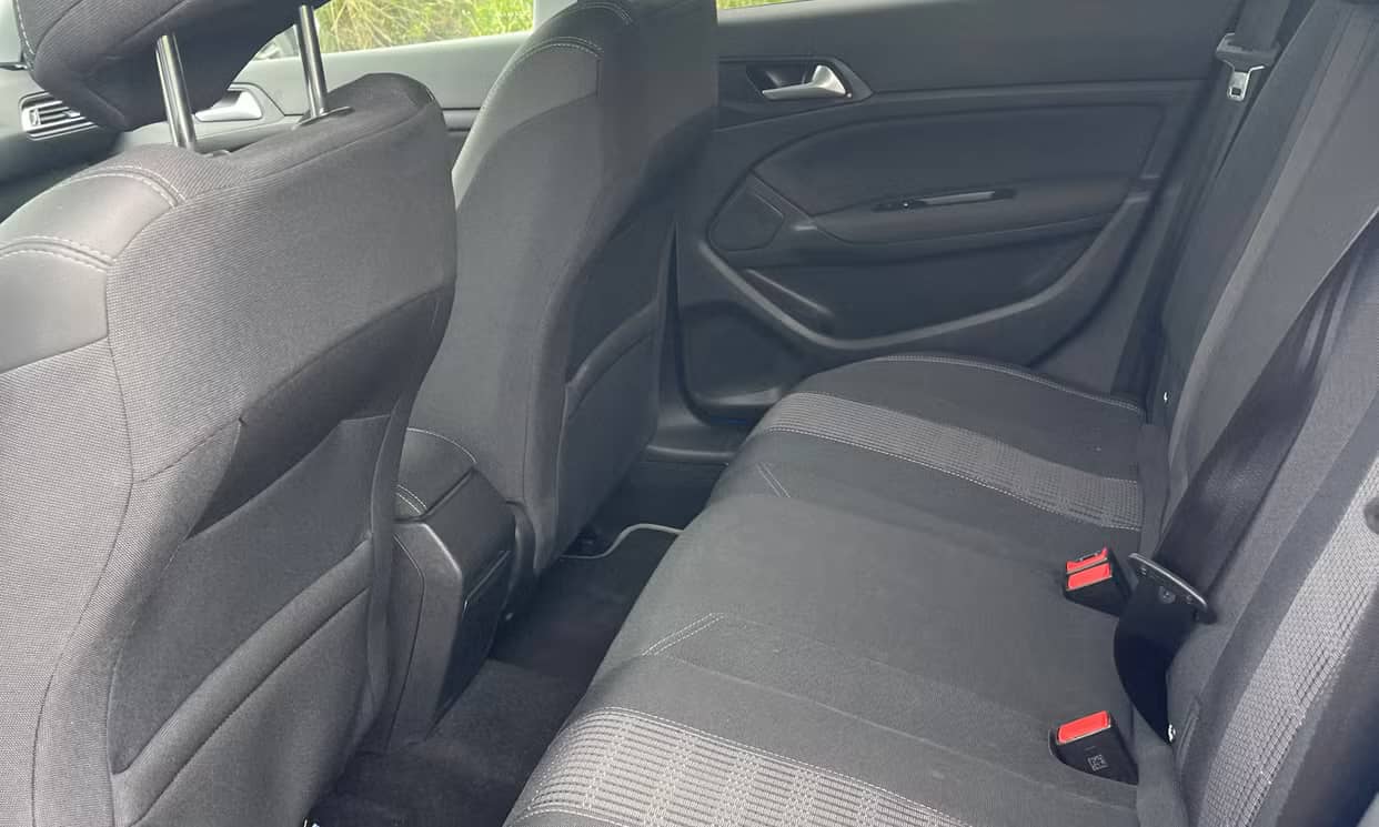 Peugeot 308 — photo 4