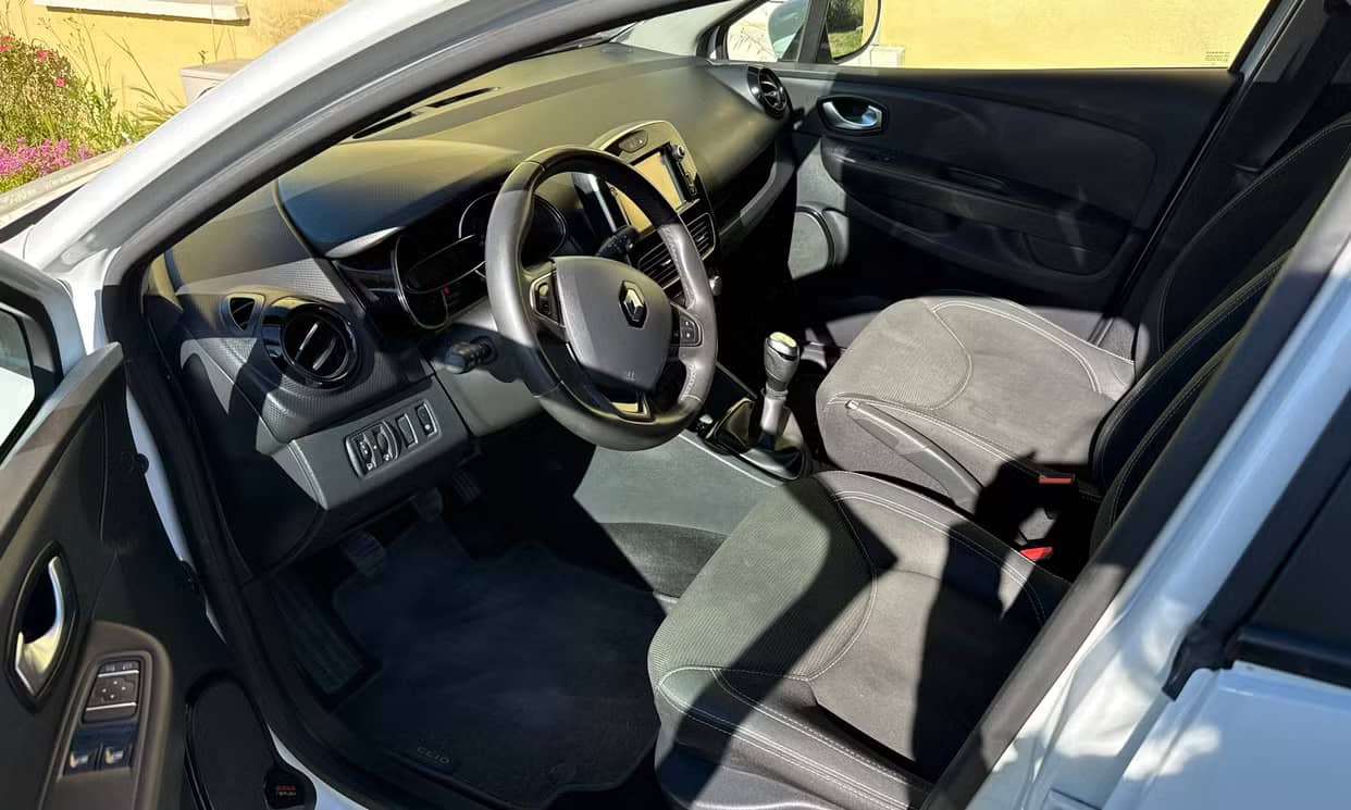 Renault CLIO IV — photo 3