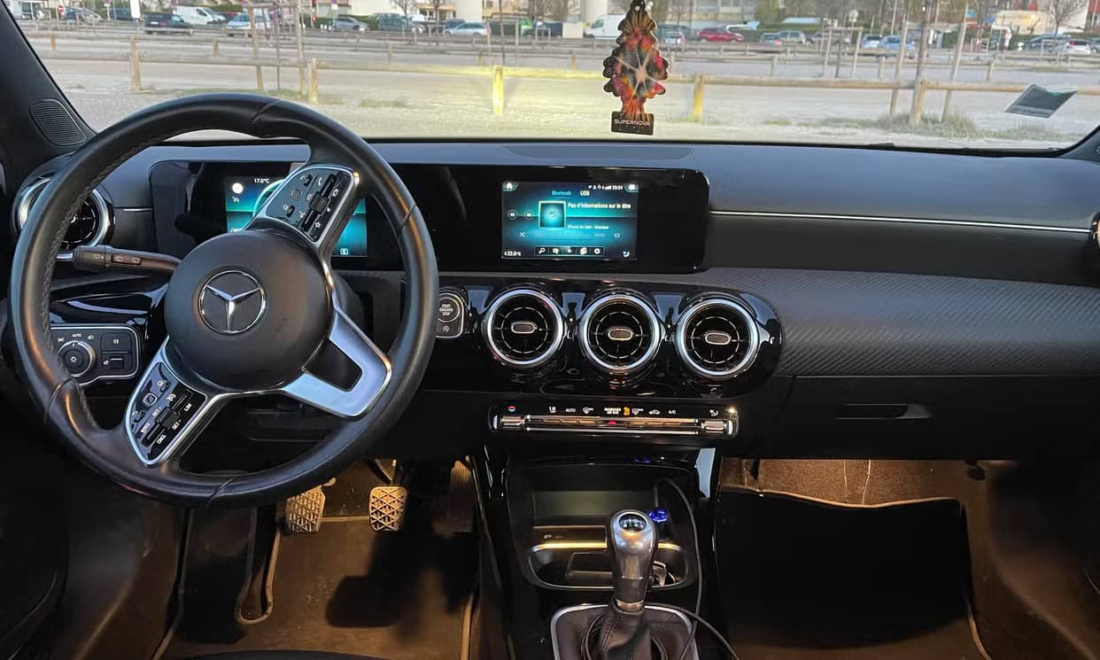 Mercedes-Benz CLASSE A — photo 4