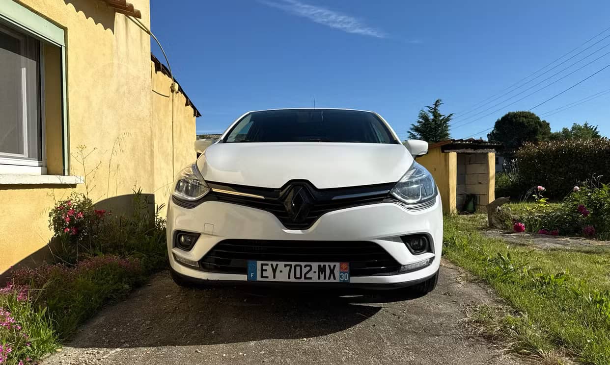 Renault CLIO IV — photo 6