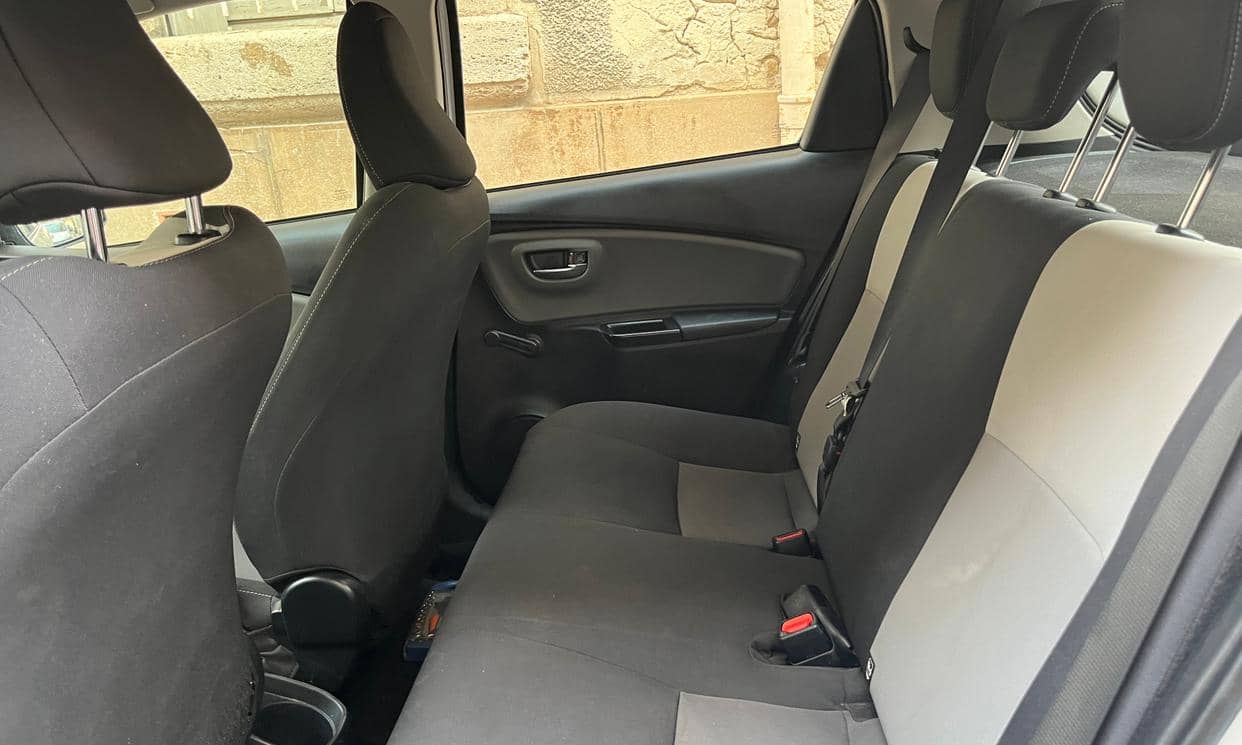 Toyota YARIS — photo 8