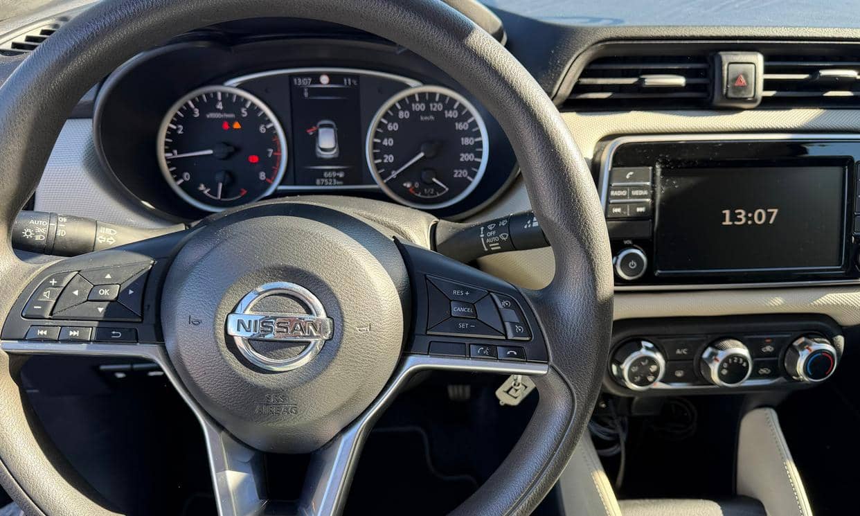 Nissan MICRA — photo 8