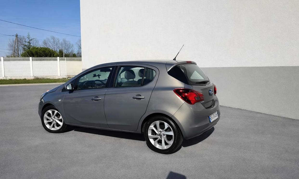 Opel CORSA — photo 4