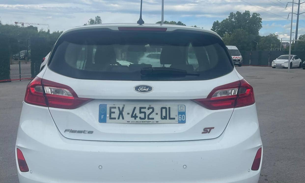 Ford FIESTA — photo 6