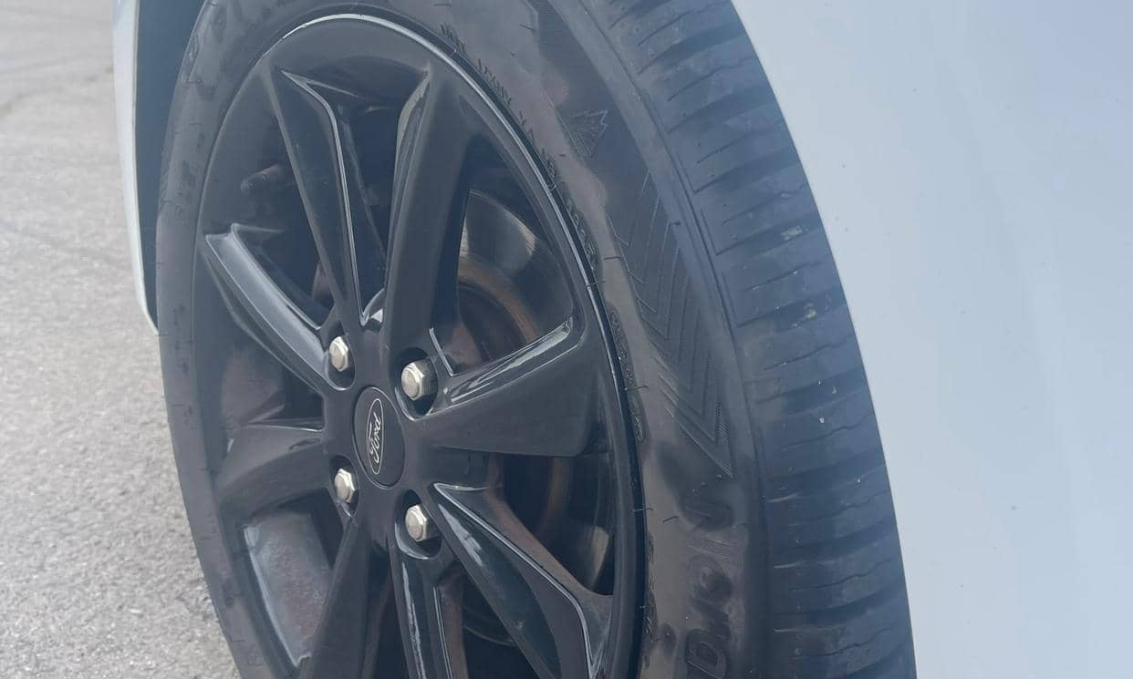 Ford FIESTA — photo 8