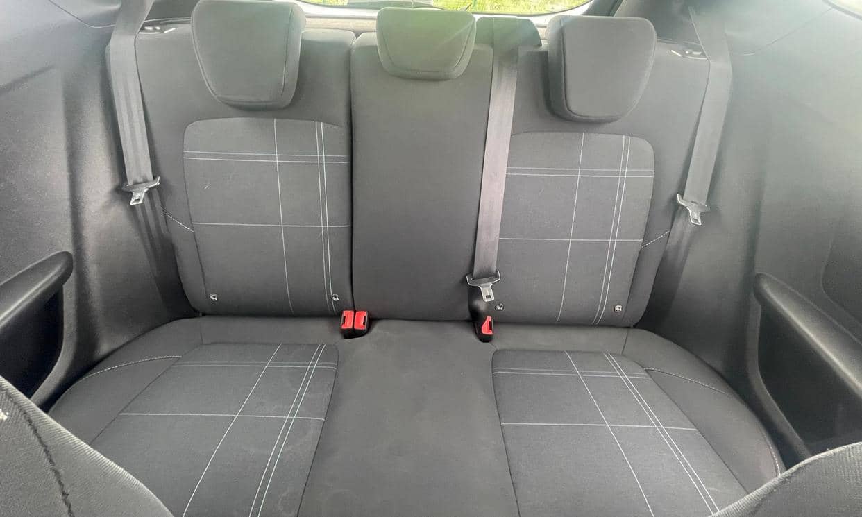 Ford FIESTA — photo 12