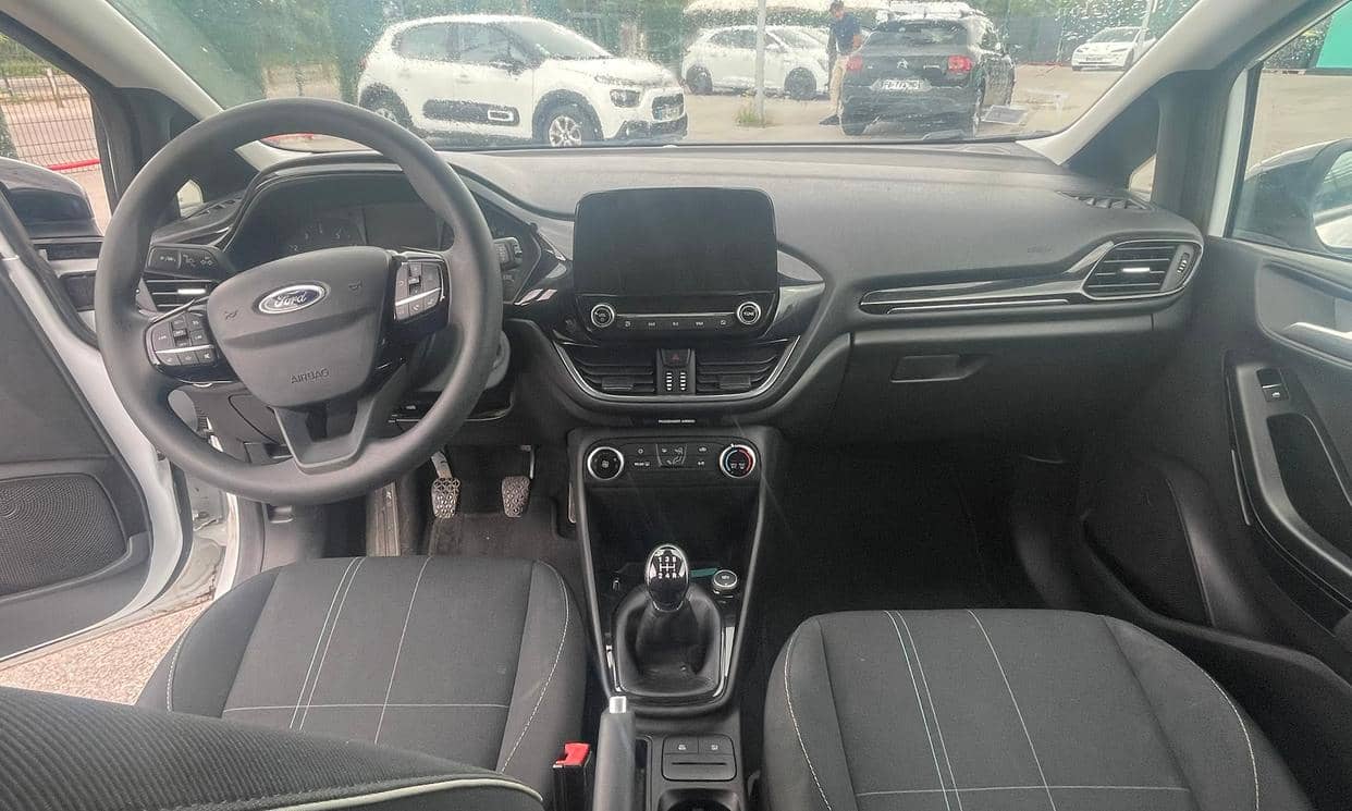 Ford FIESTA — photo 14