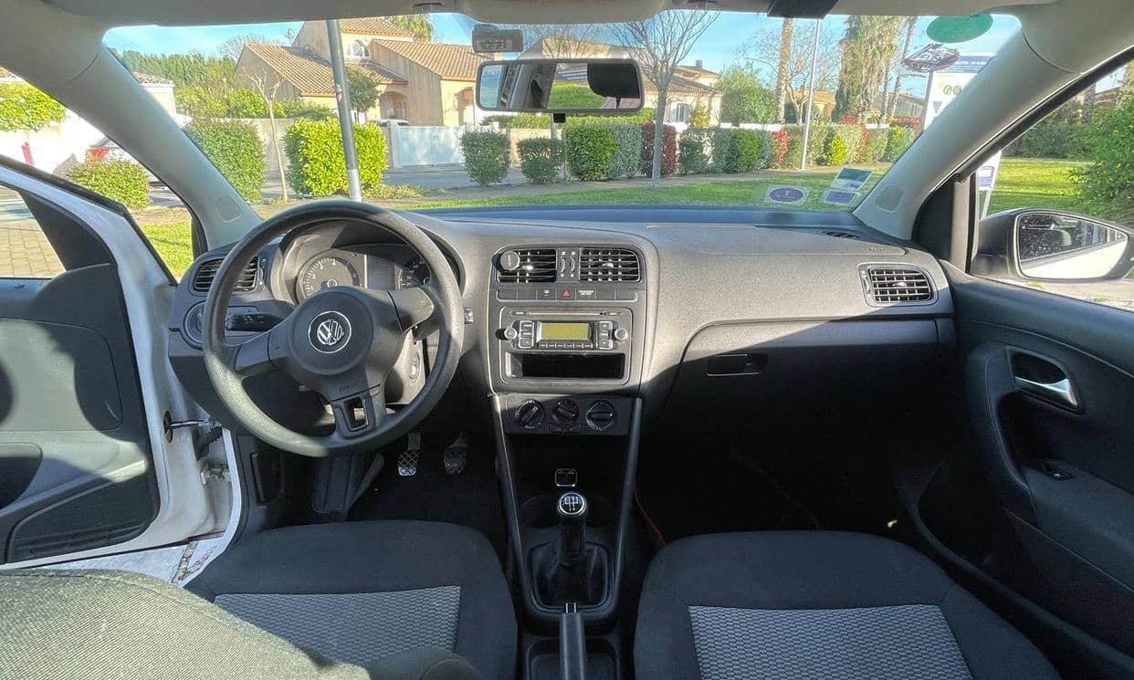 Volkswagen POLO — photo 8