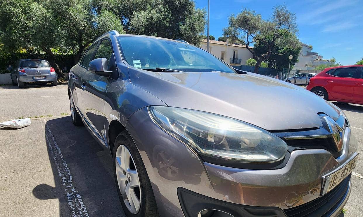 Renault MEGANE III — photo 3