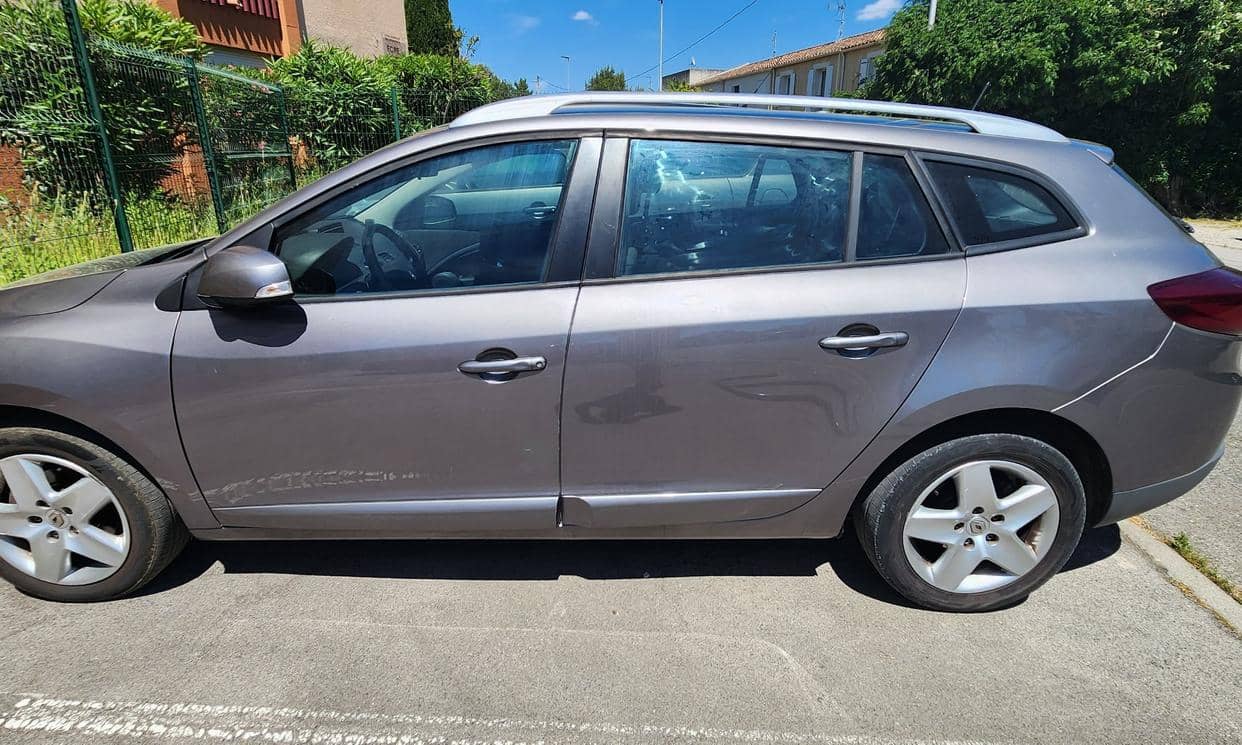 Renault MEGANE III — photo 7