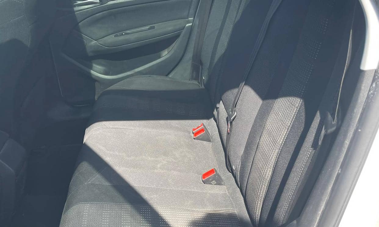 Peugeot 308 — photo 13