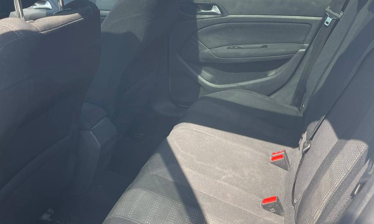Peugeot 308 — photo 12