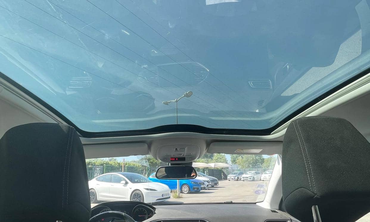 Peugeot 308 — photo 19