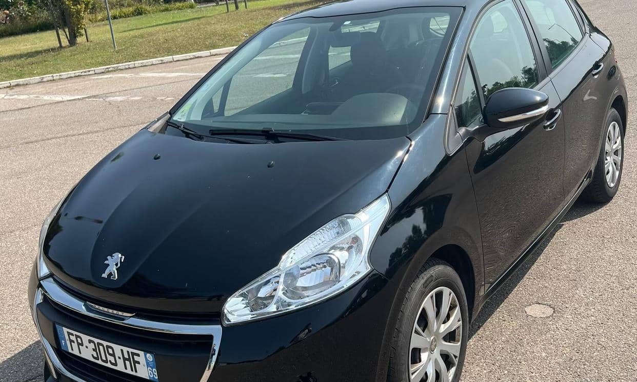 Peugeot 208 — photo 7