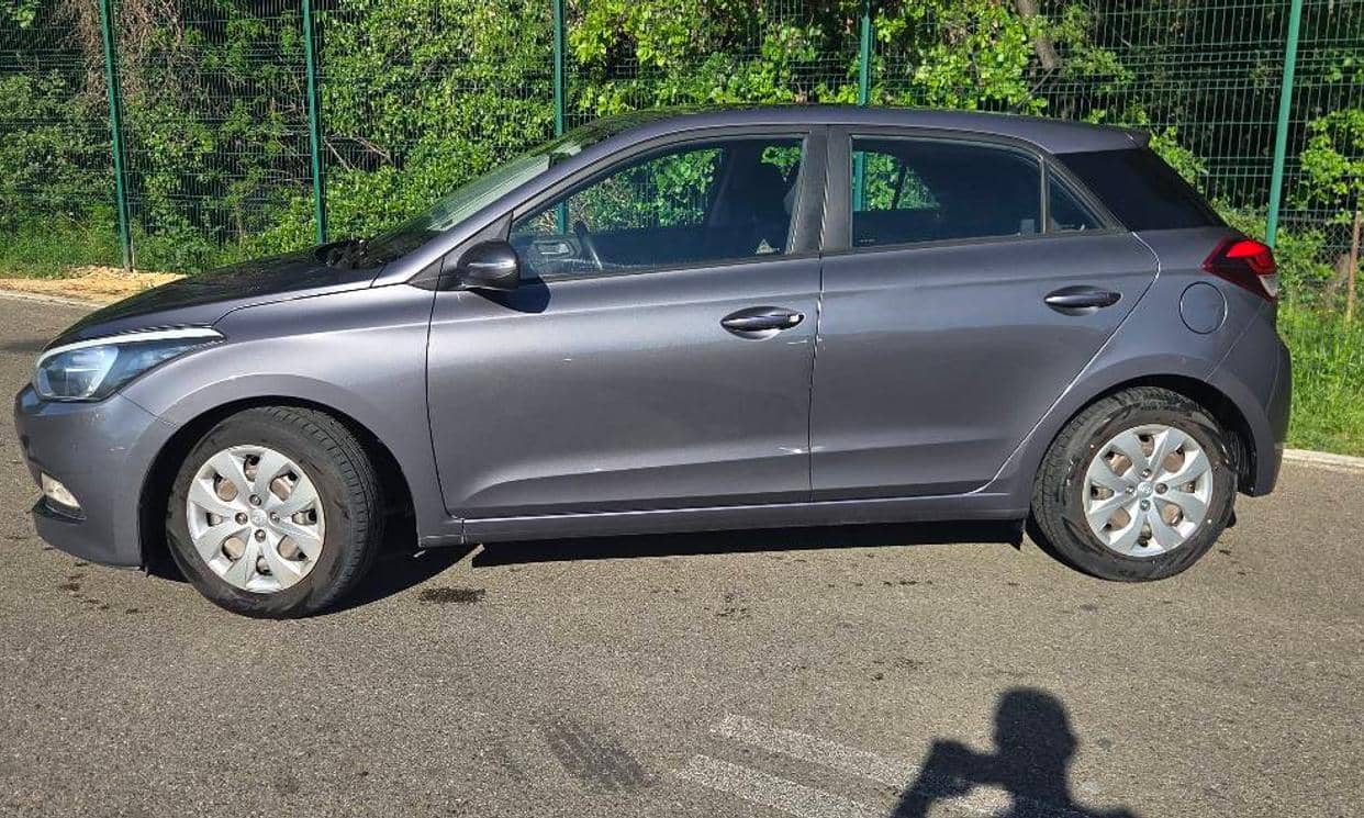 Hyundai i20 — photo 2
