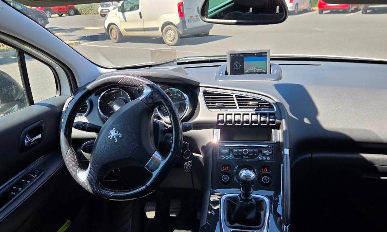Peugeot 3008 — photo 4