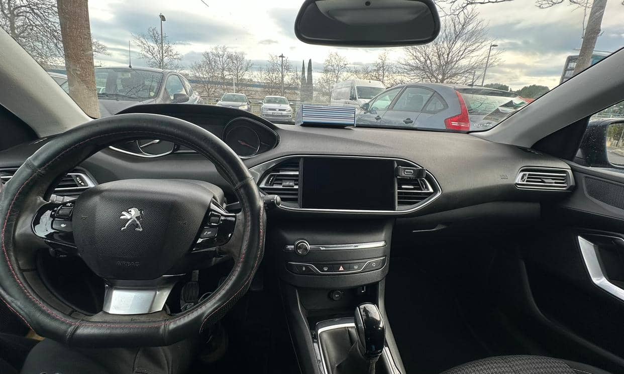 Peugeot 308 — photo 5