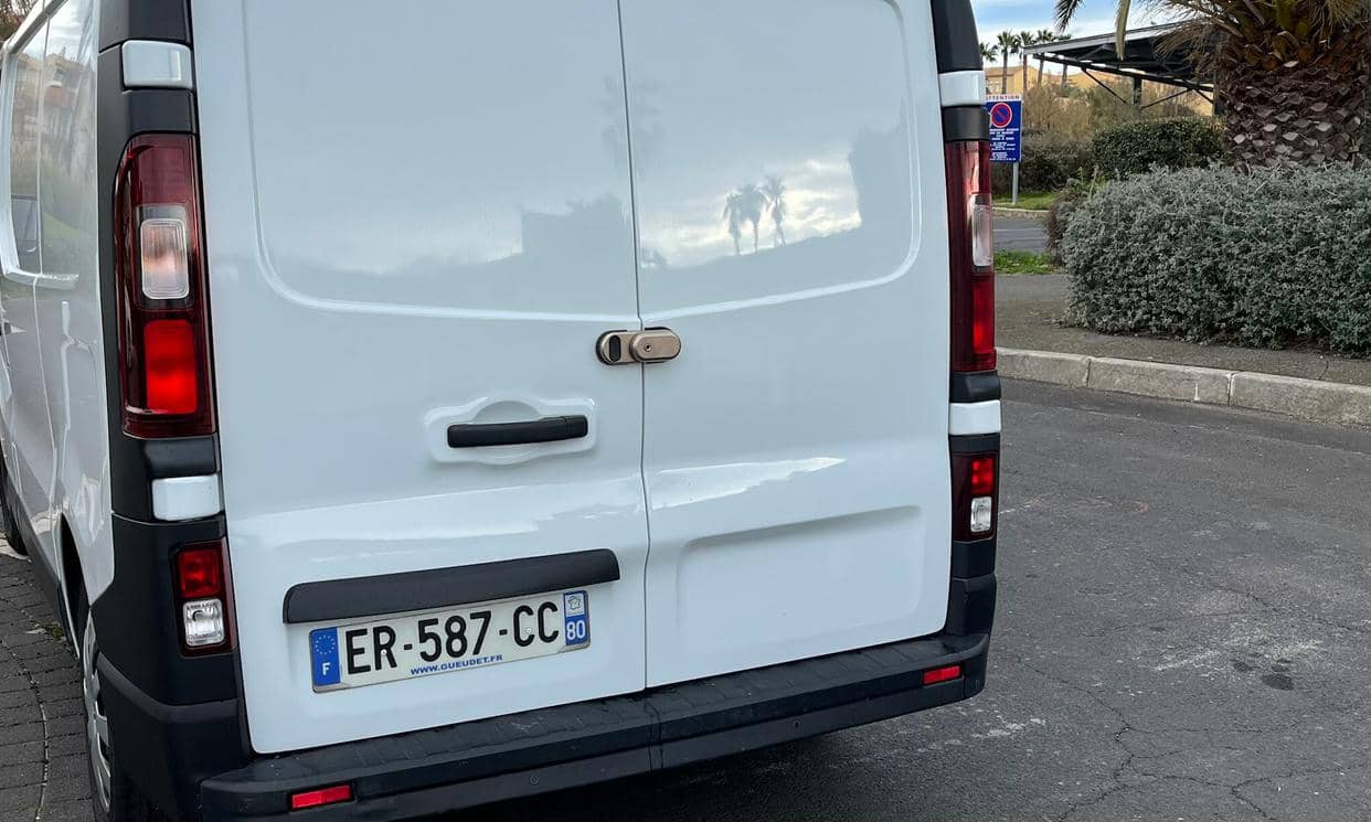 Renault TRAFIC III — photo 4