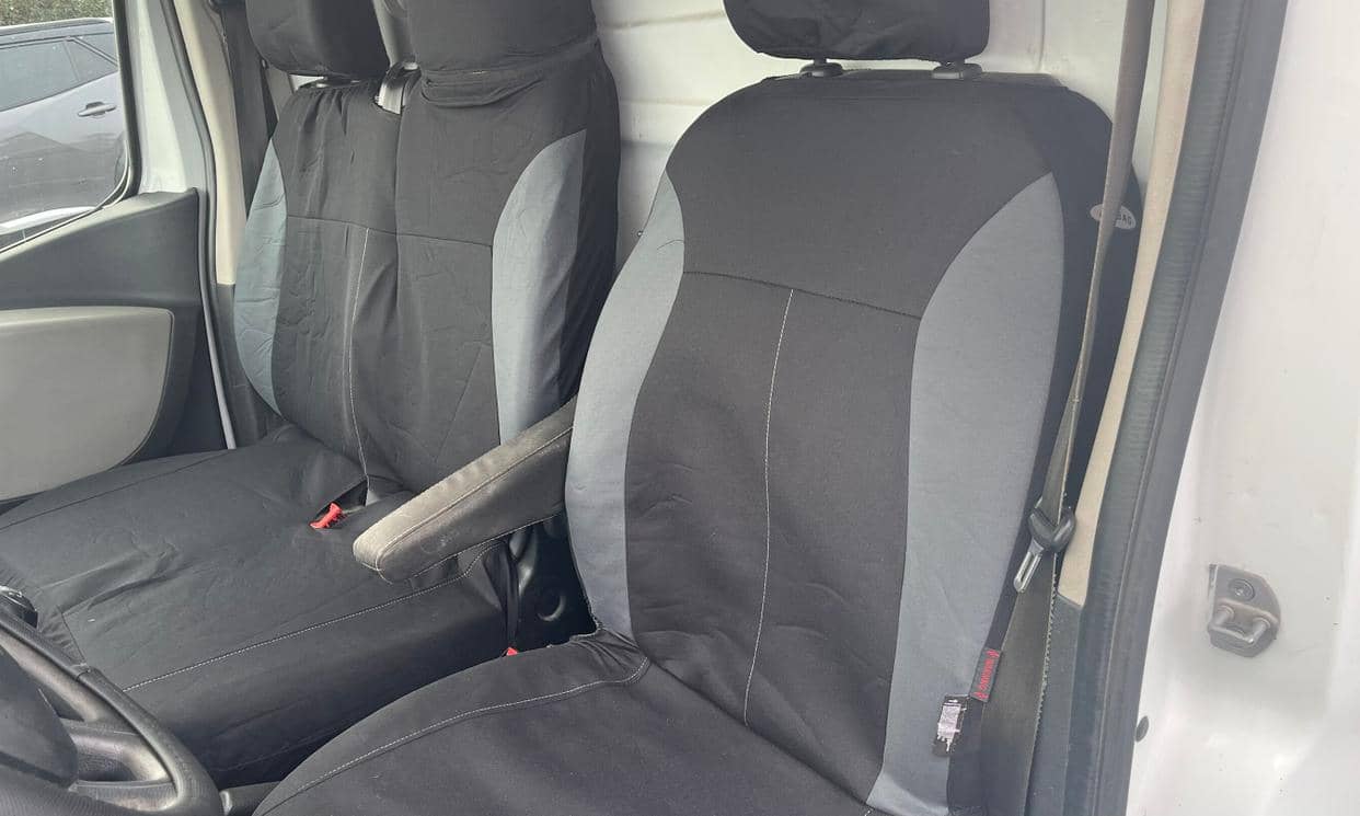 Renault TRAFIC III — photo 8