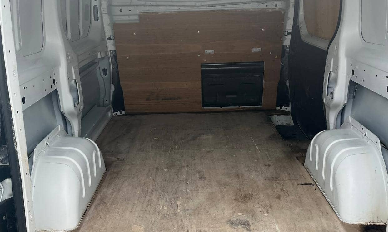 Renault TRAFIC III — photo 10