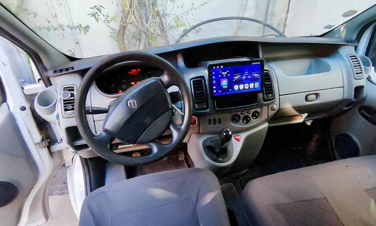 Renault TRAFIC II — photo 3