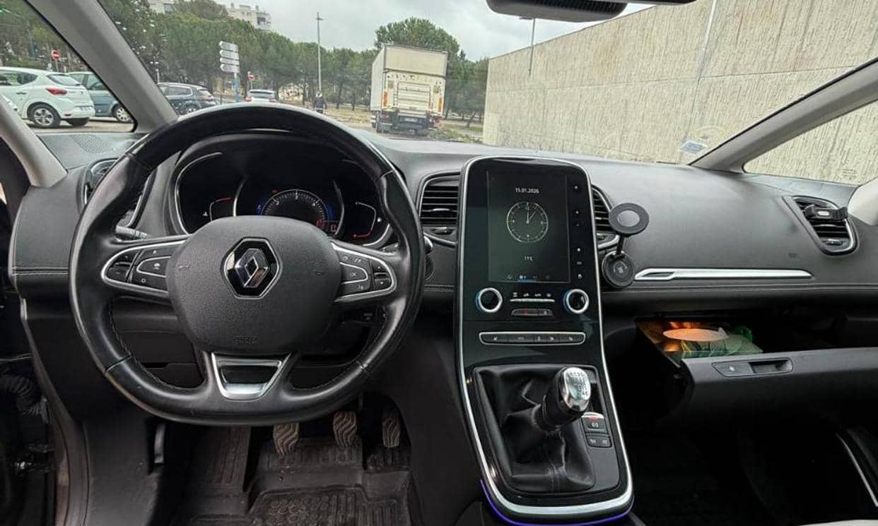 Renault GRAND SCENIC IV — photo 16