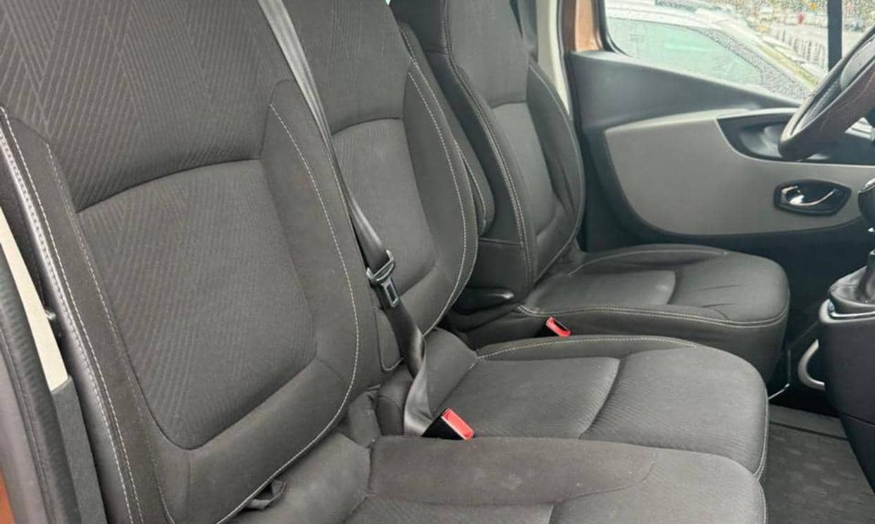Renault TRAFIC III — photo 7