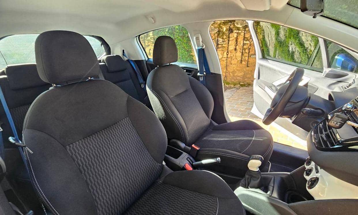 Peugeot 208 — photo 6