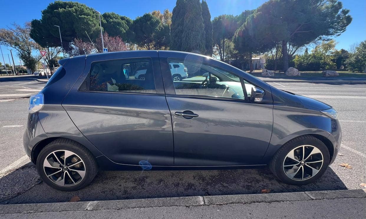 Renault ZOE — photo 2