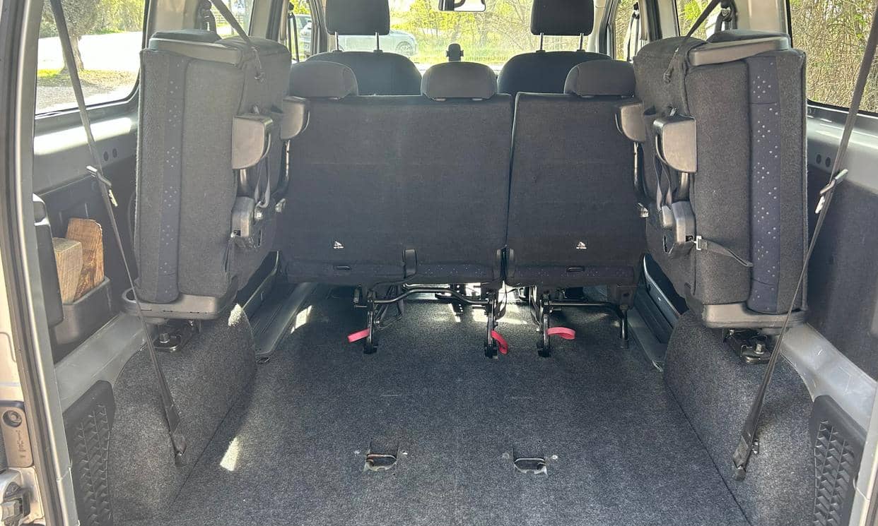 Nissan NV200 — photo 8