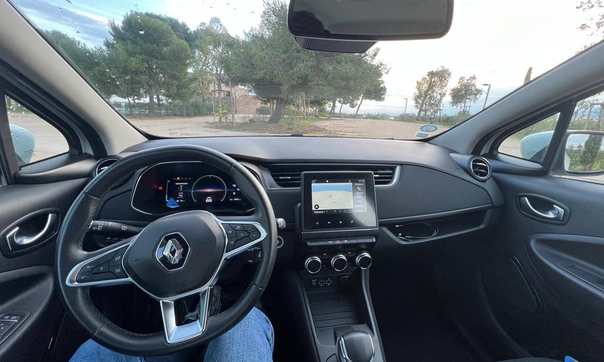 Renault ZOE — photo 4