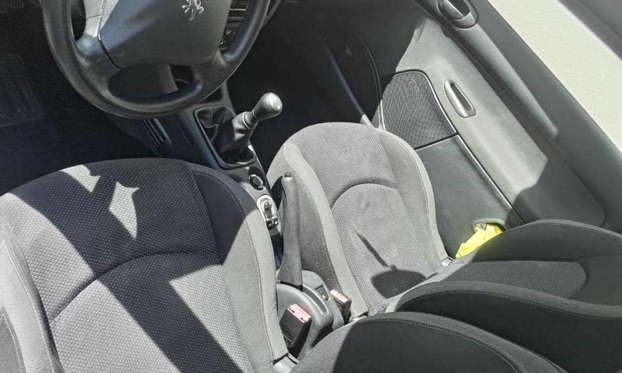 Peugeot 206+ — photo 17